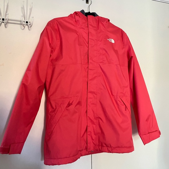 The North Face Waterproof Fleece Lined 2-in-1 Jacket - Picture 4 of 9